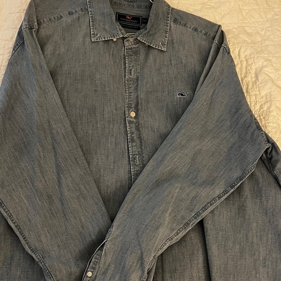 Vineyard Vines - Picture 2 of 2